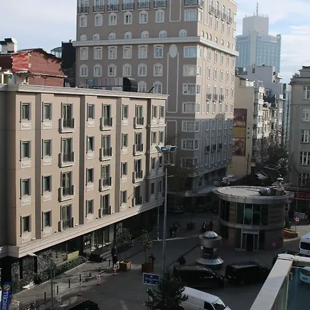Szálloda Emerald 4*