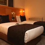 ホテル Heya 4*