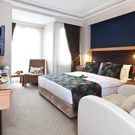 Heya Hotel